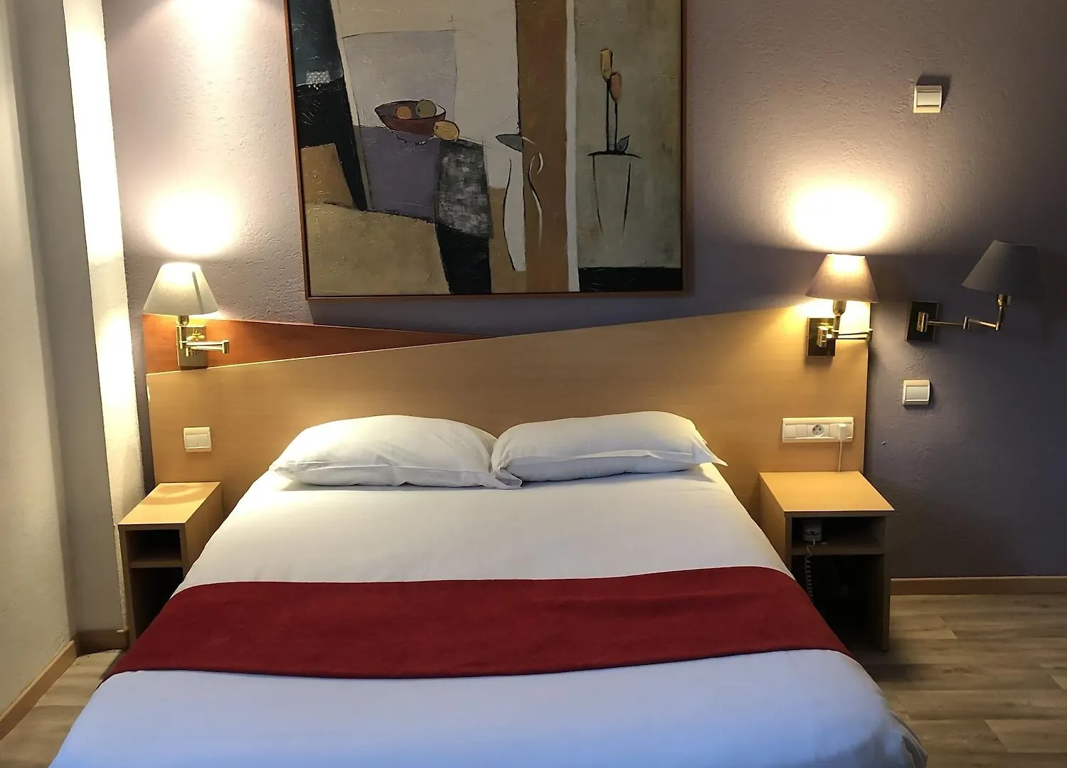 Brit Hotel Toulon - La Valette 2*, La Valette-du-Var