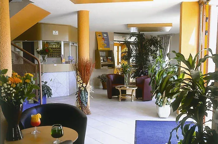Brit Hotel Toulon - La Valette France